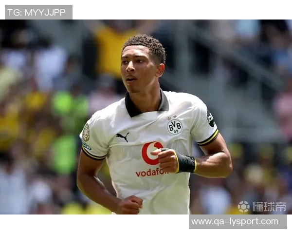 小贝林厄姆比赛表现不佳家庭观战气氛紧张引发关注 小贝林厄姆比赛表现不佳家庭观战气氛紧张引发关注